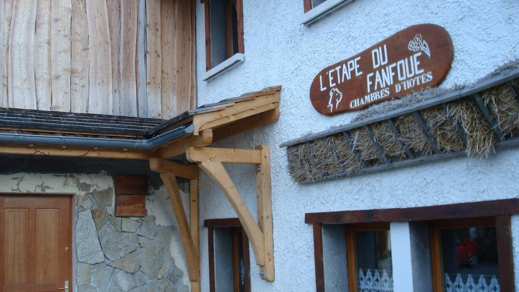 Etape De Fanfoue Hotel Chamrousse Bagian luar foto